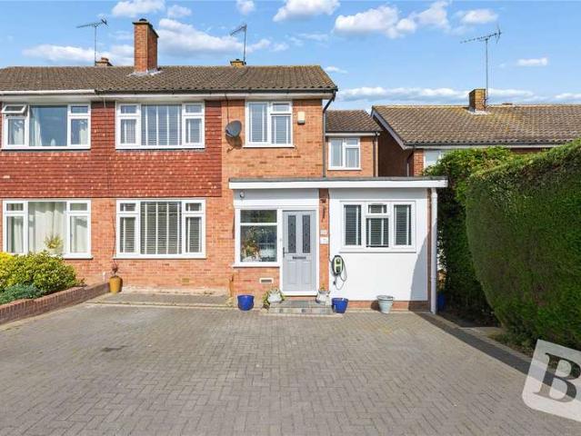 Property for sale in Ongar, Epping