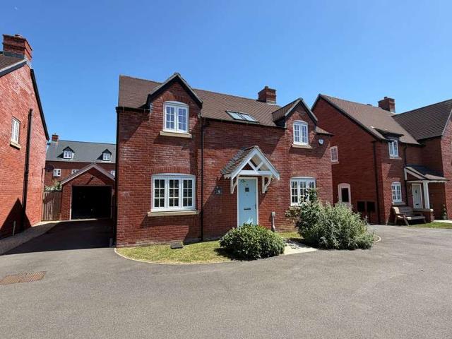Property for sale in Wootton, Northamptonshire
