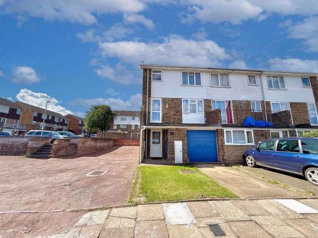 Property for sale in Beecroft, Dunstable