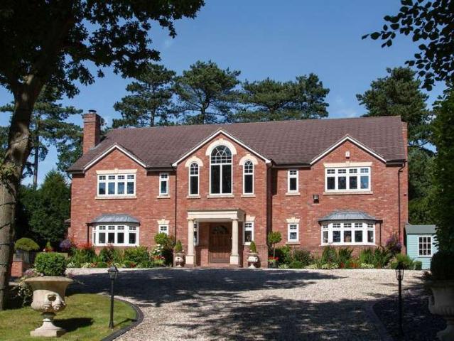 Property for sale in Bromsgrove, Worcestershire