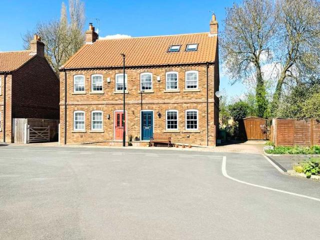 Property for sale in Appleton Roebuck