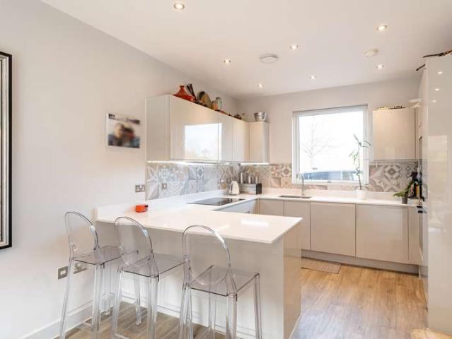 Property for sale in Barton Park, The Slade