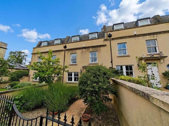 Property for sale in Trowbridge