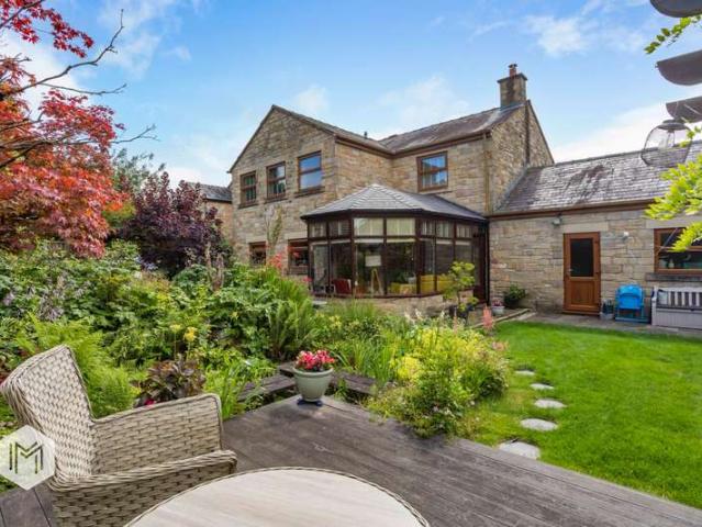 Property for sale in Bradshaw, Lee Bank