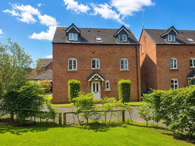Property for sale in Medlar-with-Wesham, Wesham