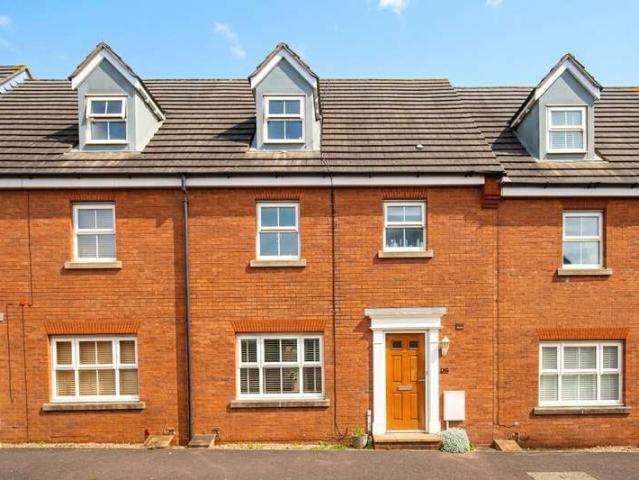 Property for sale in Almondsbury, Catbrain