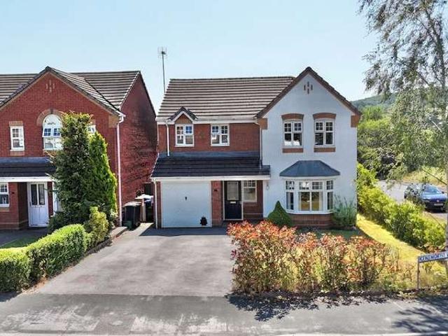 Property for sale in Huntley, Kingsley Moor