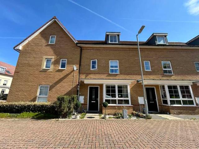 Property for sale in Dunstable, Central Bedfordshire