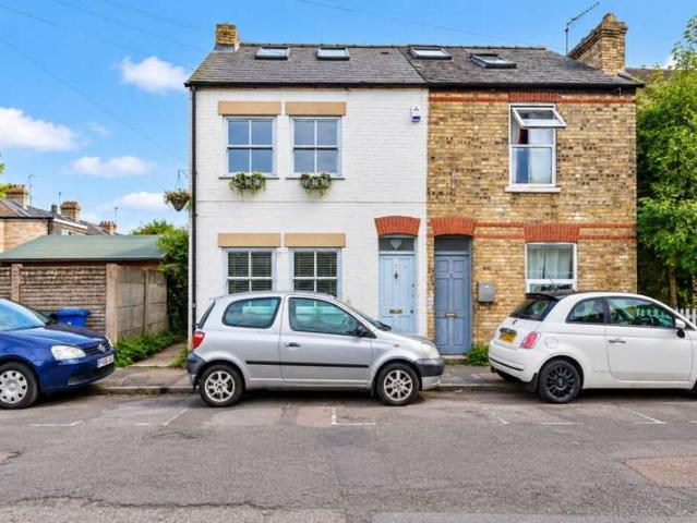 Property for sale in Romsey, Cambridge