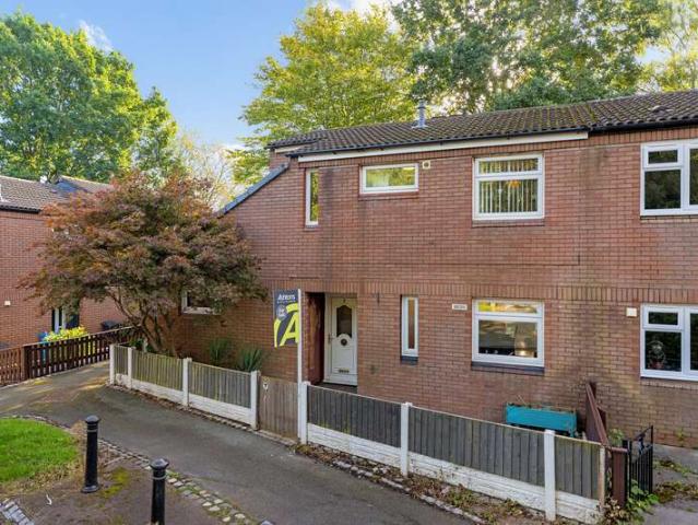 Property for sale in Murdishaw, Runcorn