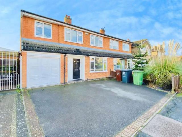 Property for sale in Syston, Charnwood