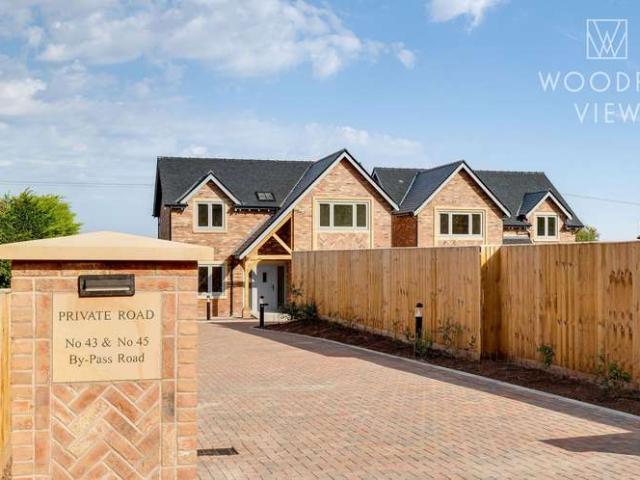 Property for sale in Tarvin, Cheshire