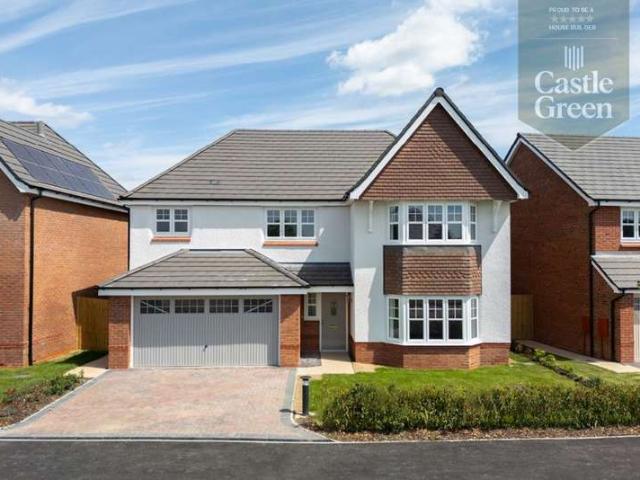 Property for sale in Daresbury