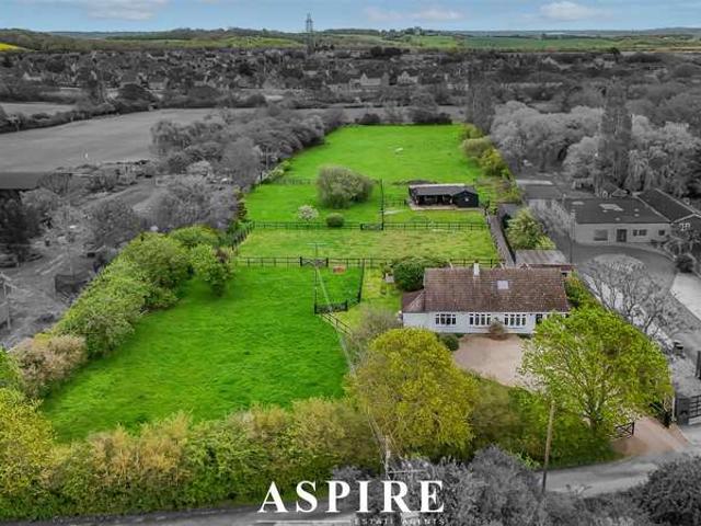 Property for sale in Chelmsford, Essex