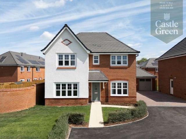 Property for sale in Daresbury