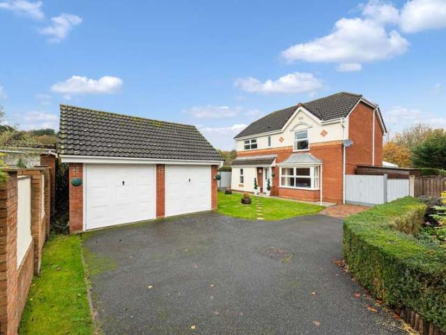 Property for sale in Windmill Hill, Halton