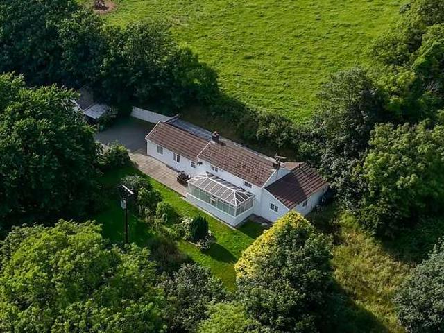 Property for sale in Camrose