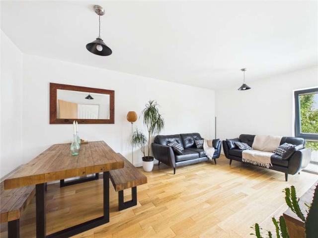 Property for sale in Hanham Abbots, Kingswood