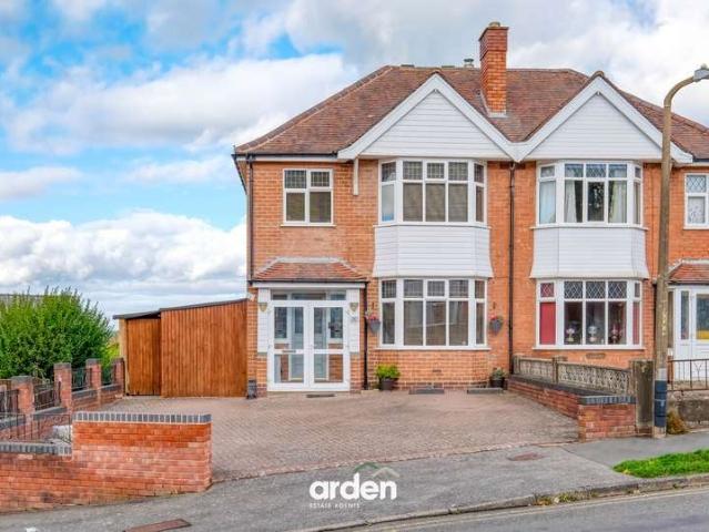 Property for sale in Riverside, Redditch
