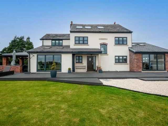 Property for sale in Kenyon, Warrington
