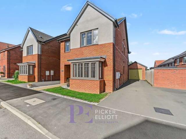 Property for sale in Barwell, Hinckley and Bosworth