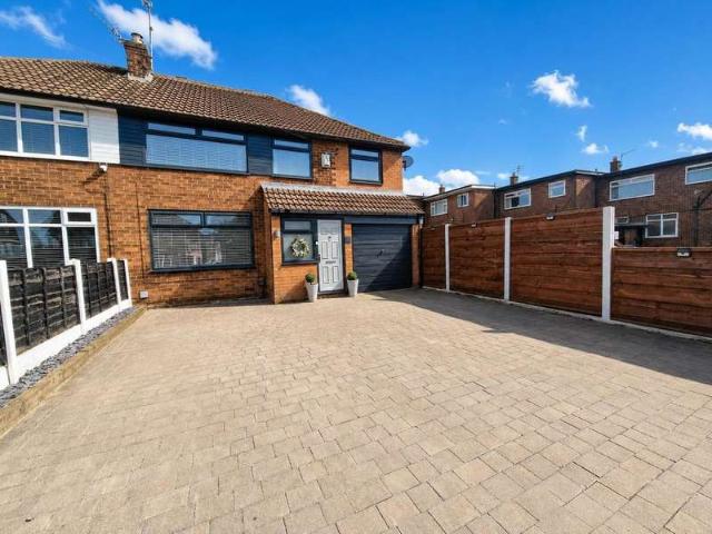 Property for sale in Woodley, Greater Manchester