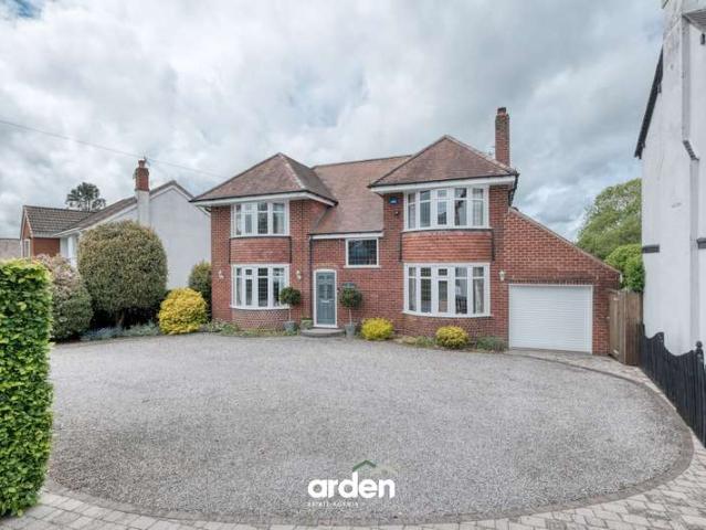 Property for sale in Lydiate Ash, Bromsgrove