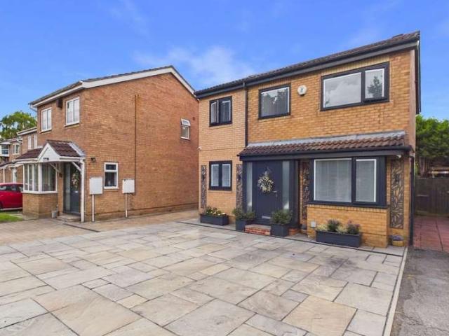 Property for sale in Brayton, Selby