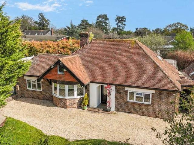 Property for sale in Fontwell, Arun