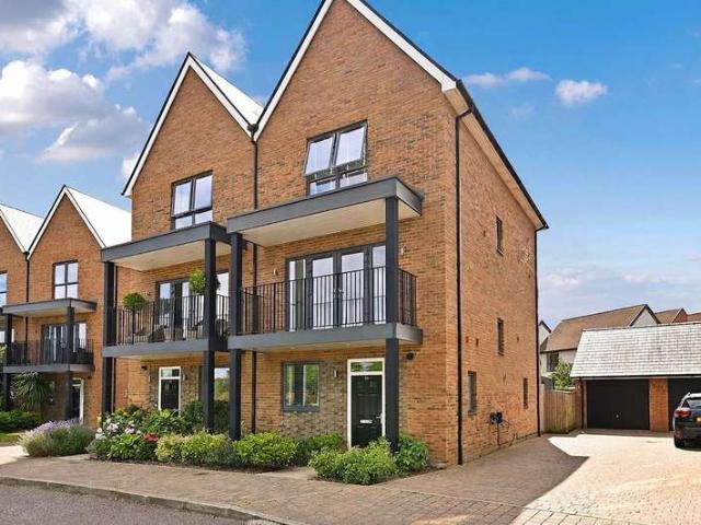 Property for sale in Bridgefield, Kent