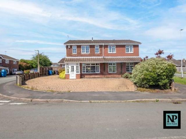Property for sale in Kettlebrook, Staffordshire