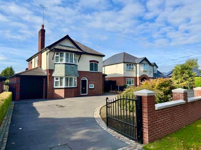 Property for sale in Dingle Hollow, Marple