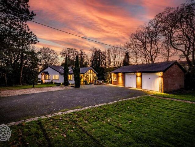 Property for sale in Kenyon, Warrington