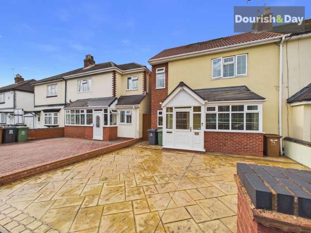 Property for sale in Willenhall, West Midlands