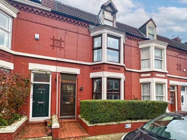 Property for sale in Calderstones