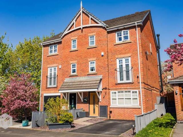 Property for sale in Lee Bank, Greater Manchester