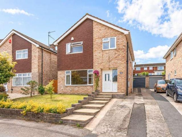 Property for sale in New Inn, Griffithstown