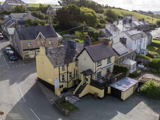 Property for sale in Bryncroes, Wales