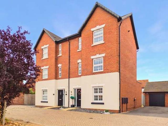 Property for sale in Hawton, Alverton
