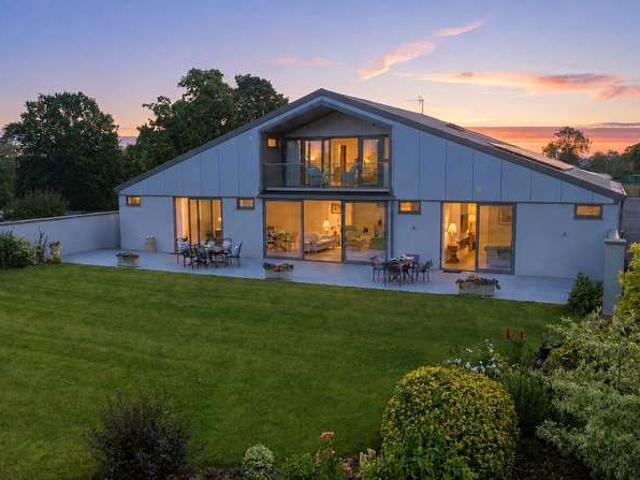 Property for sale in Green Close, Warwickshire