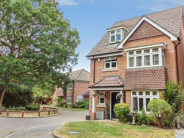 Property for sale in Woodley