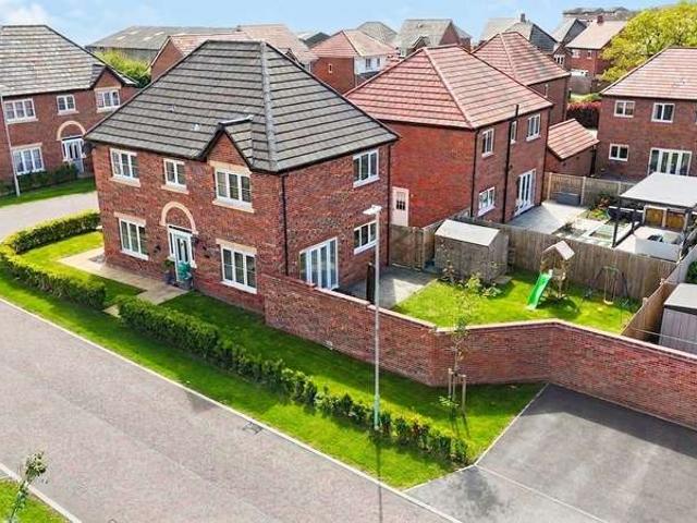 Property for sale in Hammond Street