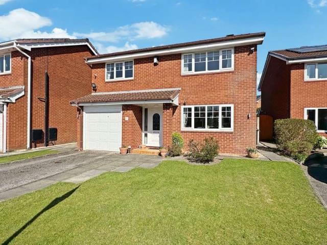 Property for sale in Daisy Hill, Westhoughton