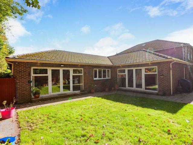 Property for sale in Roe Green, Salford