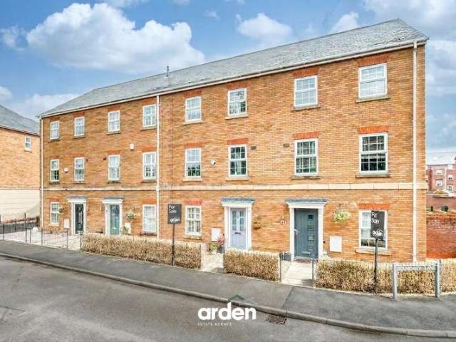 Property for sale in Shirley, West Midlands