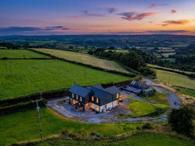 Property for sale in Llanllawddog, Llanpumsaint