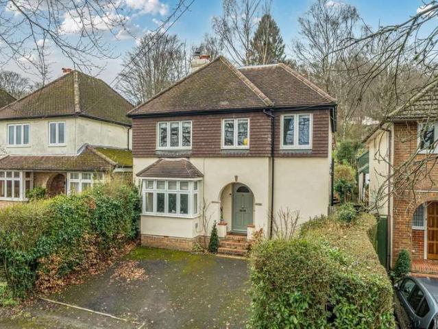 Property for sale in Woolmer Hill, Fole