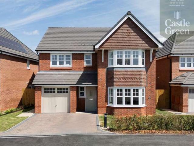 Property for sale in Daresbury