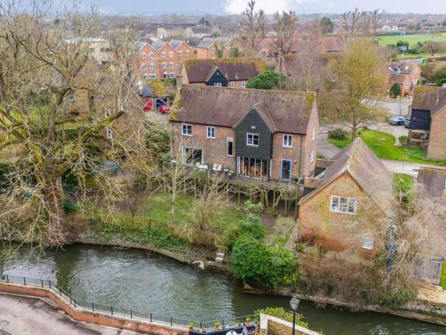 Property for sale in Caldecott, Dromore