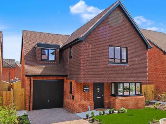 Property for sale in Willesborough Lees, Bridgefield